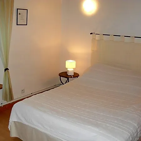 D'hotes Au Hameau 住宿加早餐酒店 3*