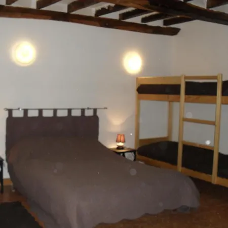 לינה וארוחת בוקר D'hotes Au Hameau 3*