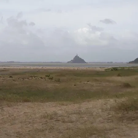 D'hotes Au Hameau לינה וארוחת בוקר